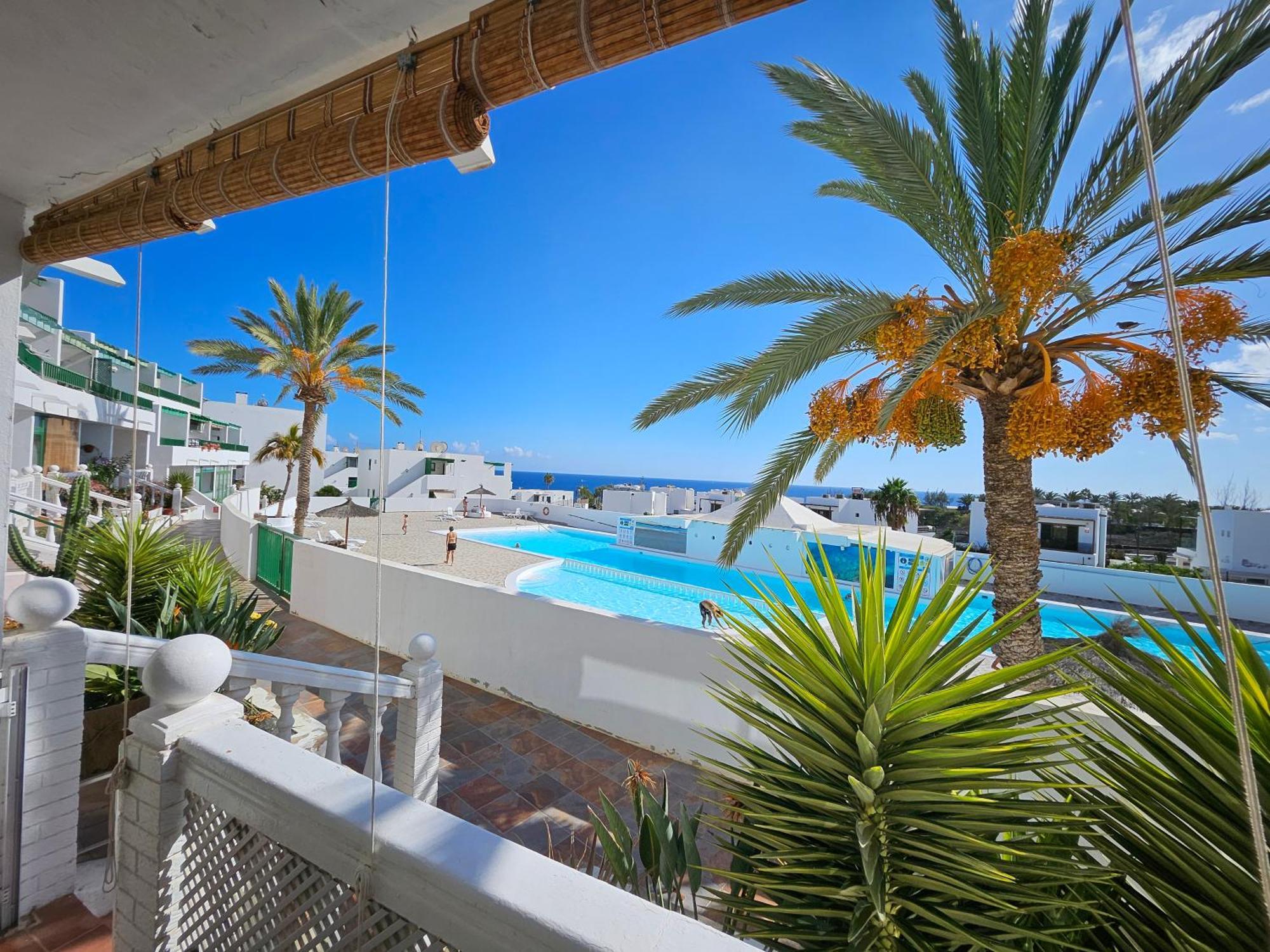 Azul Tuscan Playa Y Piscina Costa Teguise Bagian luar foto
